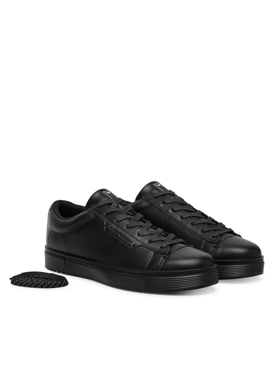 Emporio Armani Снікерcи Emporio Armani EM005292 AF24320 UC001 Чорний