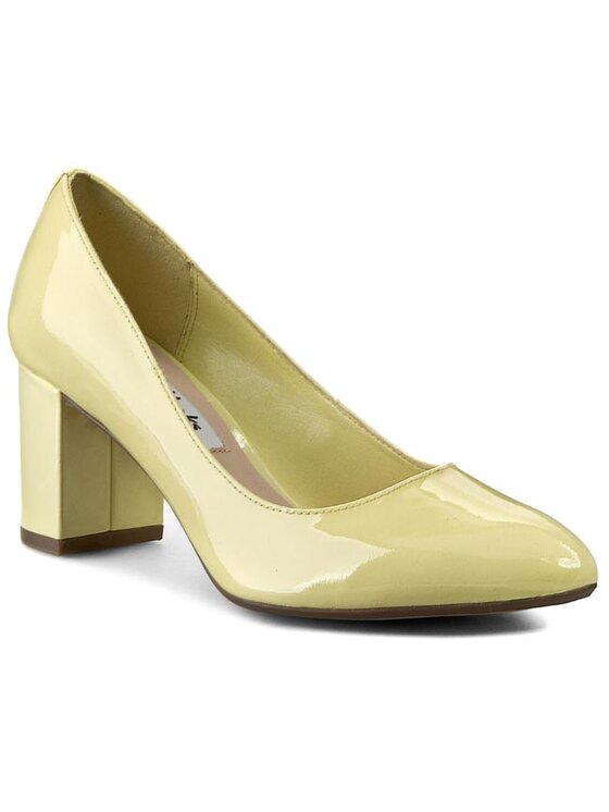 Clarks Bateliai Clarks Blissful Cloud 261064894 Geltona