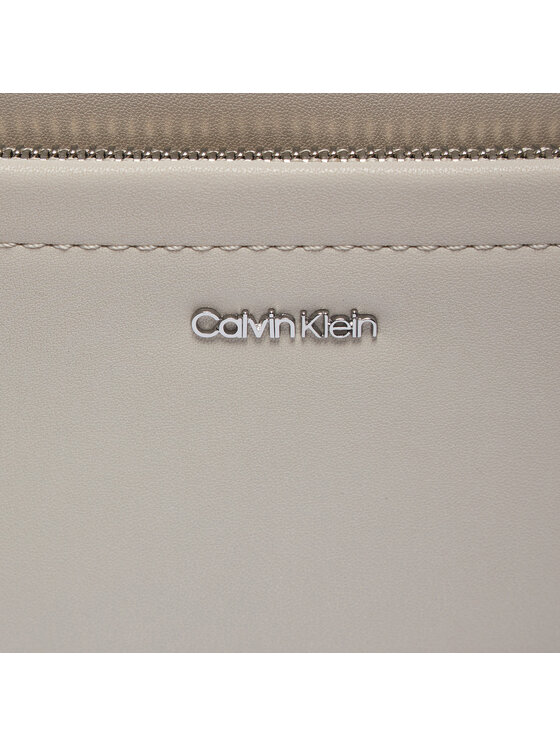 Calvin Klein Torebka Calvin Klein Ck Must Convertible Camera Bag K60K612280 Beżowy