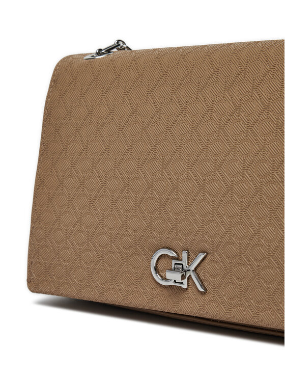 Calvin Klein Torebka Calvin Klein Ck Medium Conv Shoulder Bag_Mono K60K613138 Brązowy