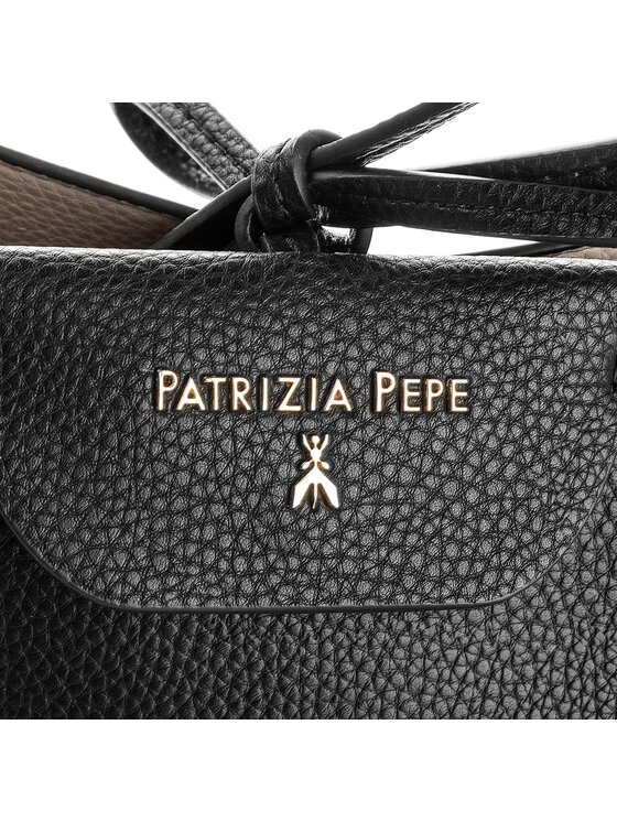 Patrizia Pepe Ročna torba Patrizia Pepe 2V5452/AV63-I2ND Črna