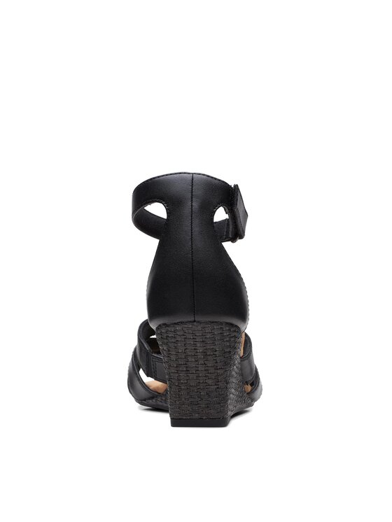 Clarks Босоніжки Clarks Kyarra Joy 26171242 Чорний