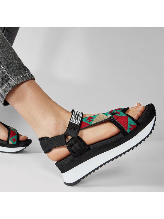 Pepe Jeans Босоніжки Pepe Jeans Fuji Ethnic PLS90504 Чорний