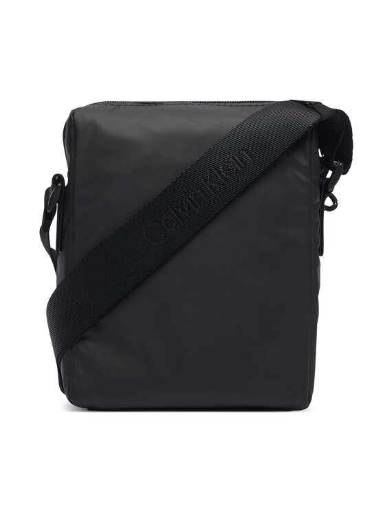 Calvin Klein Taška cez rameno Calvin Klein Rubberized Reporter LV04D3480G Čierna