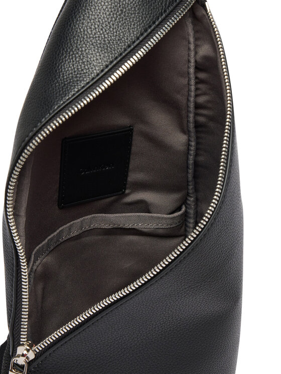 Calvin Klein Crossover torbica Calvin Klein Raised Ns Sling LV04D3495G Crna