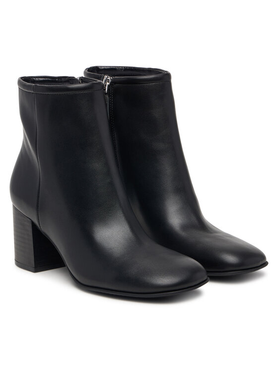 Guess Aulinukai Guess FLFALE LEA10 Juoda