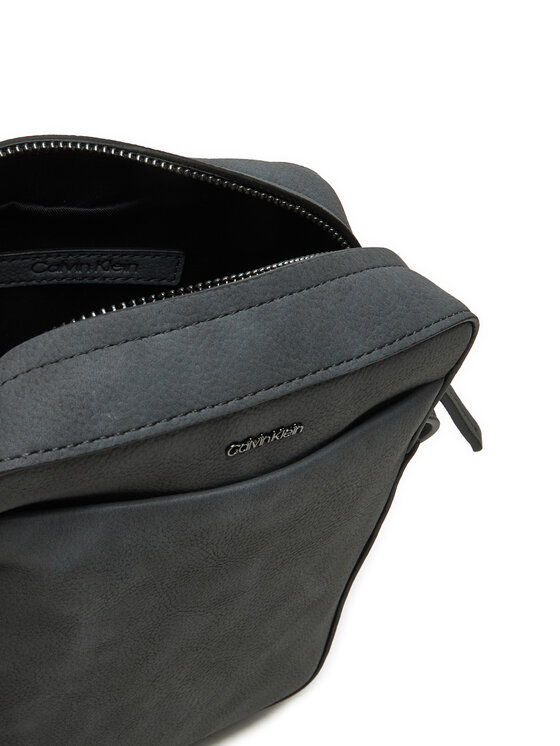 Calvin Klein Torbica za okrog pasu Calvin Klein Ck Refined Reporter Nubuck K50K512745 Siva
