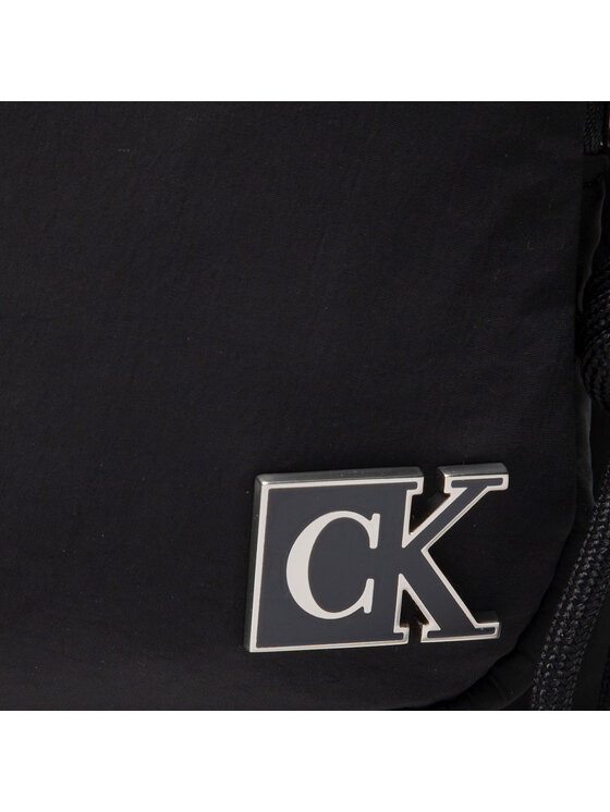 Calvin Klein Jeans Σακίδιο Calvin Klein Jeans Feminine Nylon Flap Bp30 K60K608820 Μαύρο