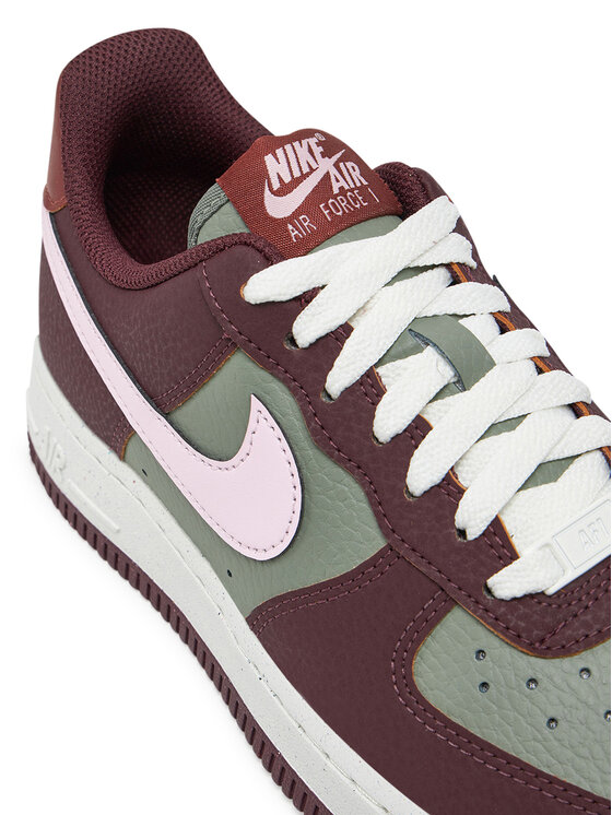 Nike Снікерcи Nike Air Force 1 '07 Next Nature Wmns HQ4047 Бордовий