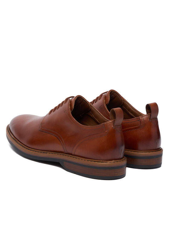 Clarks Туфлі Clarks Aldwin Lace 26183252 Коричневий