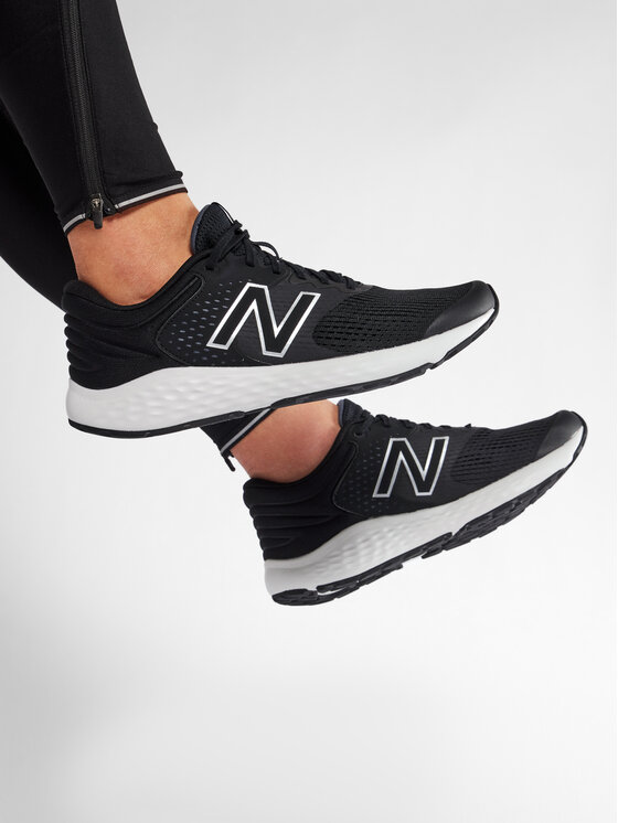 New Balance Skriešanas apavi New Balance Fresh Foam 520 v7 M520LB7 Melns