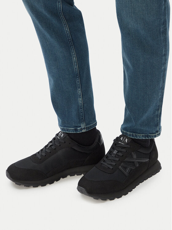 Armani Exchange Laisvalaikio batai Armani Exchange XM001960 AF19388 MC005 Juoda
