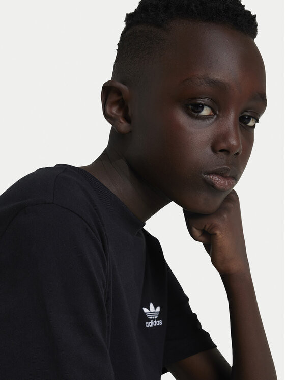 adidas adidas Футболка IW3495 Чорний Regular Fit