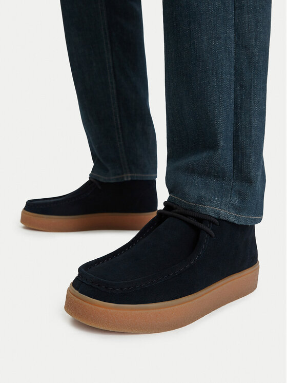 Clarks Gležnjarji Clarks Boxbee WallaBT 26328017 Črna