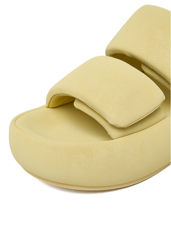 Juicy Couture Шльопанці Juicy Couture CEO-WSS21515-06 Жовтий