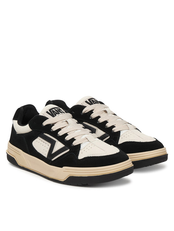Vans Superge Vans Upland VN000D1HBZW1 Črna