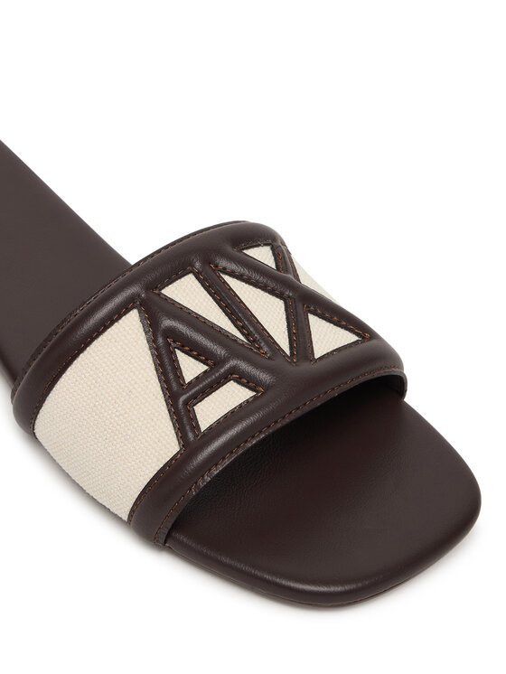 Armani Exchange Чехли Armani Exchange XW002568 AF22752 MZ766 Кафяв