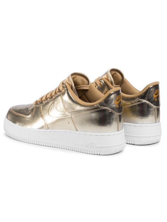 Nike Снікерcи Nike Air Force 1 Sp CQ6566 700 Золотий
