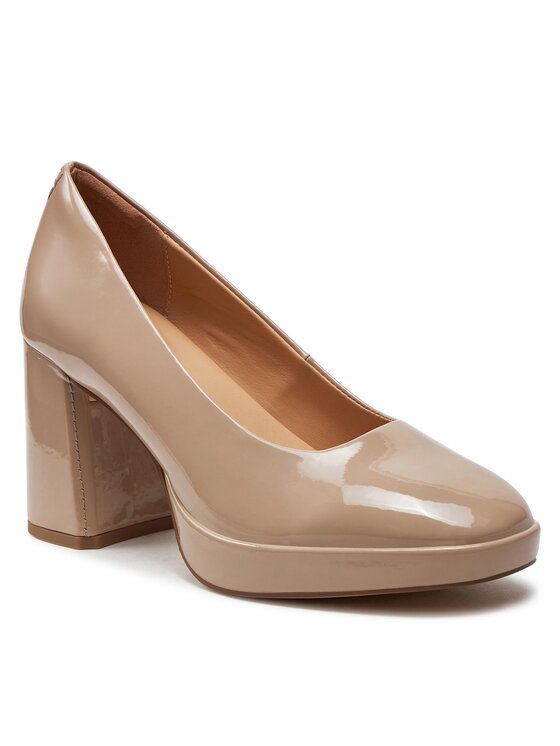Clarks Lodičky Clarks Zoya85 Court 26176365 Béžová
