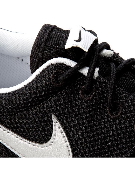 Nike Snīkeri Nike Roshe One (Gs) 599728 021 Melns