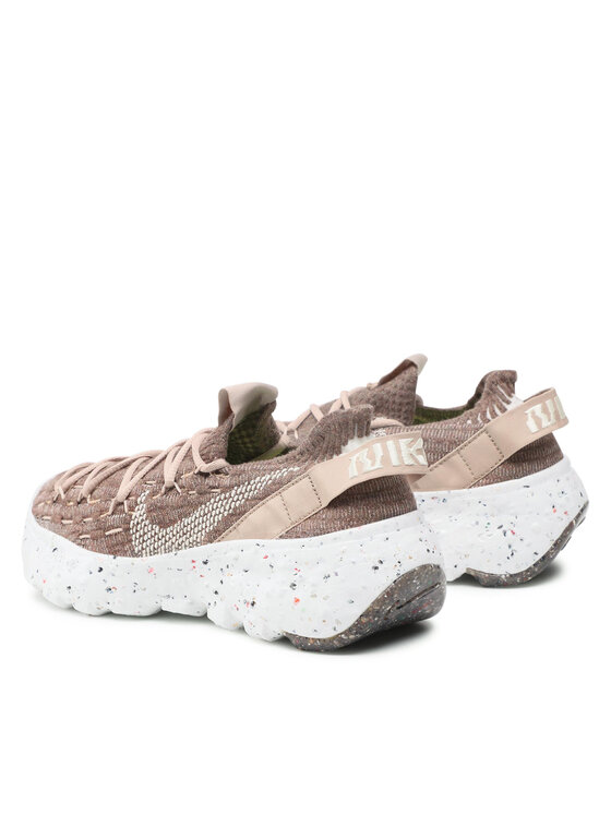 Nike Сникърси Nike Space Hippie 04 CD3476 200 Кафяв