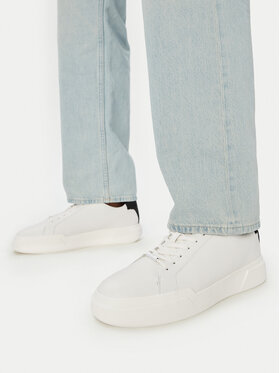 Calvin Klein Snīkeri Calvin Klein Chunky Cupsole Laceup Clean Lth HM0HM02239 Balts