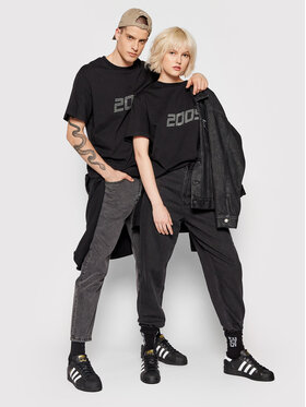 2005 2005 Póló Unisex Signature Tee Fekete Relaxed Fit