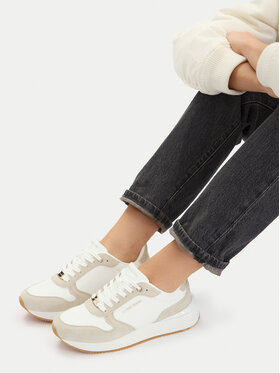 Guess Jeans Снікерcи Guess Jeans CWBEO-K250087 Білий