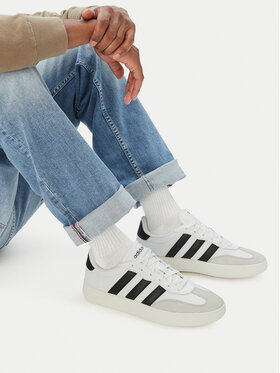 adidas Sneakersy adidas Barreda JI2306 Biały