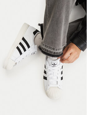 adidas Snīkeri adidas Superstar II HQ2285 Balts