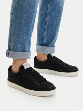 Emporio Armani Снікерcи Emporio Armani EM004782 AF23199 MC406 Чорний