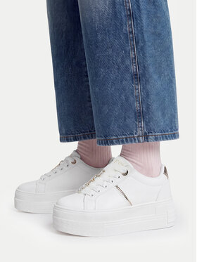 Guess Sneakers Guess CEO-VGG10AW2026 Alb
