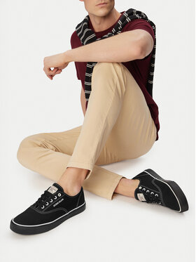 Guess Jeans Кросівки Guess Jeans CWBEO-ROCKFORD-01 WE Чорний