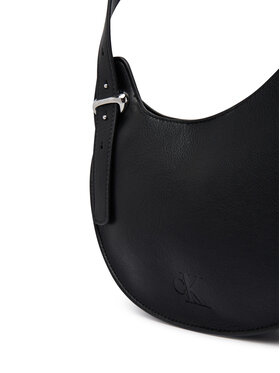 Calvin Klein Soma Calvin Klein Asym Buckle Shoulder Bag LV04F3872G Melns