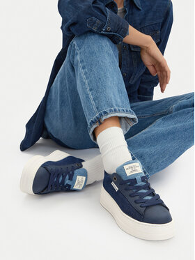Guess Jeans Снікерcи Guess Jeans WBEO-GSJ0917 Голубий