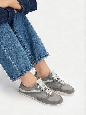 Guess Jeans Снікерcи Guess Jeans EO-GJ2128 Сірий