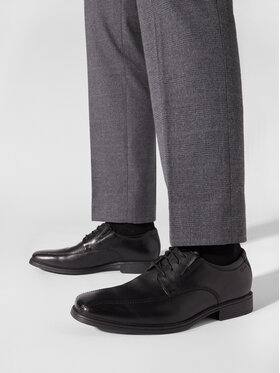 Clarks Туфлі Clarks Tilden Walk 261103107 Чорний