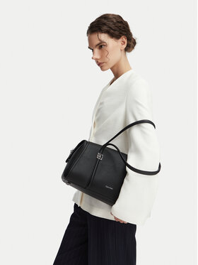 Calvin Klein Handtasche Calvin Klein Emblem Hw Pebble Doctor Shoulder LV04F3614G Schwarz