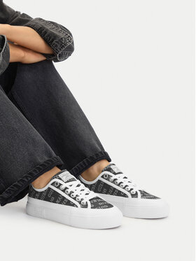 Guess Jeans Кросівки Guess Jeans CWBEO-GJ13456 Чорний