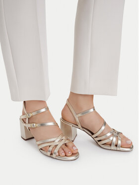 Clarks Босоніжки Clarks Ezoria Strap 26185896 Золотий