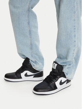 Nike Sneakersy Nike Air Jordan 1 Mid DQ8426 010 Czarny