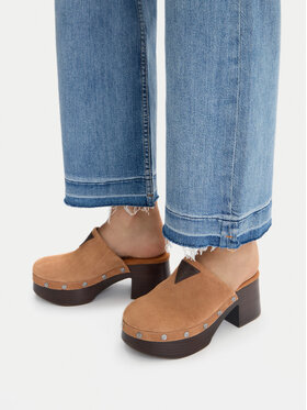 Guess Jeans Шльопанці Guess Jeans EO-JDGJ66-4 Коричневий