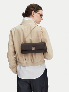 Calvin Klein Handtasche Calvin Klein Emblem Hw Pebble Clutch LV04F3740G Braun