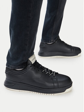 Emporio Armani Снікерcи Emporio Armani EM003663 AF18212 MC105 Чорний
