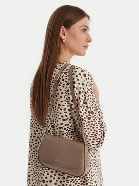 Calvin Klein Soma Calvin Klein Ck Flap Camera Bag LV04F3421G Bēšs