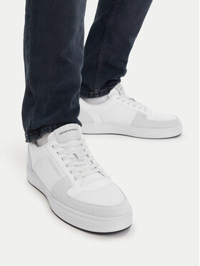 Emporio Armani Снікерcи Emporio Armani EM005293 AF24321 M0360 Білий