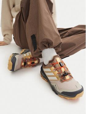 adidas Трекінгові черевики adidas Terrex Skychaser Gore-Tex JR3961 Бежевий