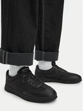 Emporio Armani Снікерcи Emporio Armani EM003062 AF18210 UC001 Чорний