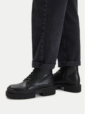 Armani Exchange Черевики Armani Exchange XDN031 XV875 00002 Чорний