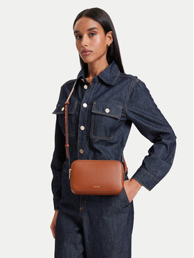 Calvin Klein Táska Calvin Klein Foil Logo Elongated Camera Bag LV04F3276G Barna